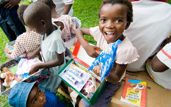 De Schoenendoosactie