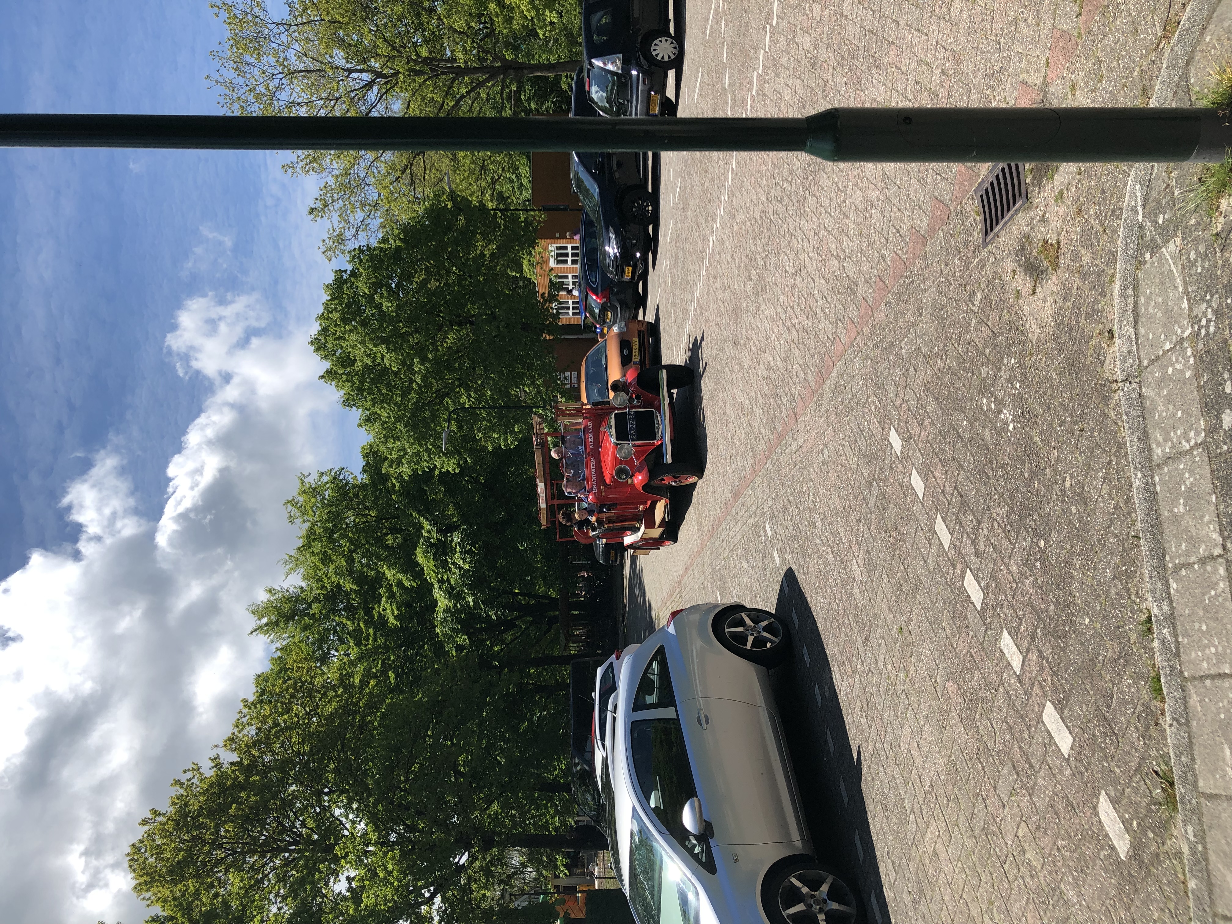 Zwaaien naar de burgemeester!