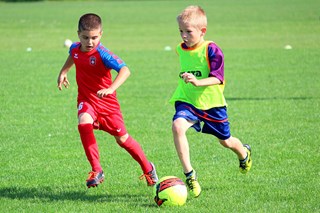 football-g3695b07ec_1920