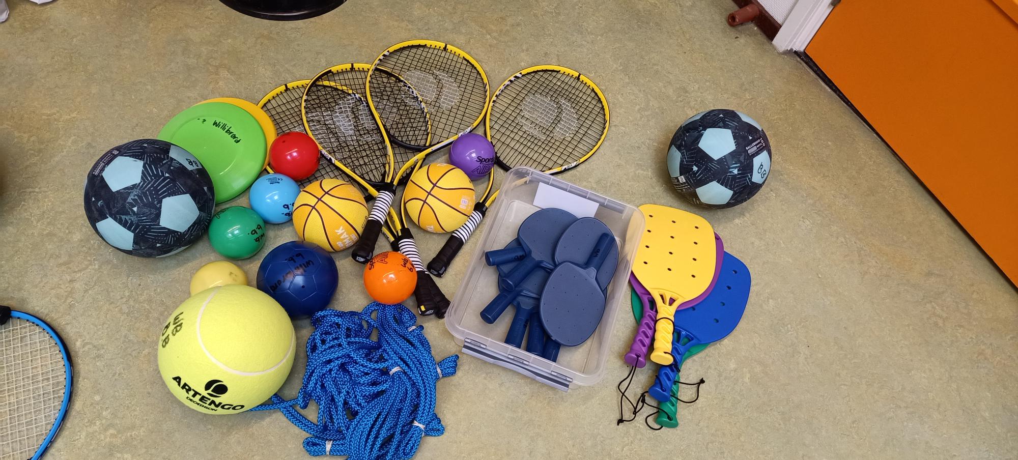 Nieuw buitenspeelmateriaal! 