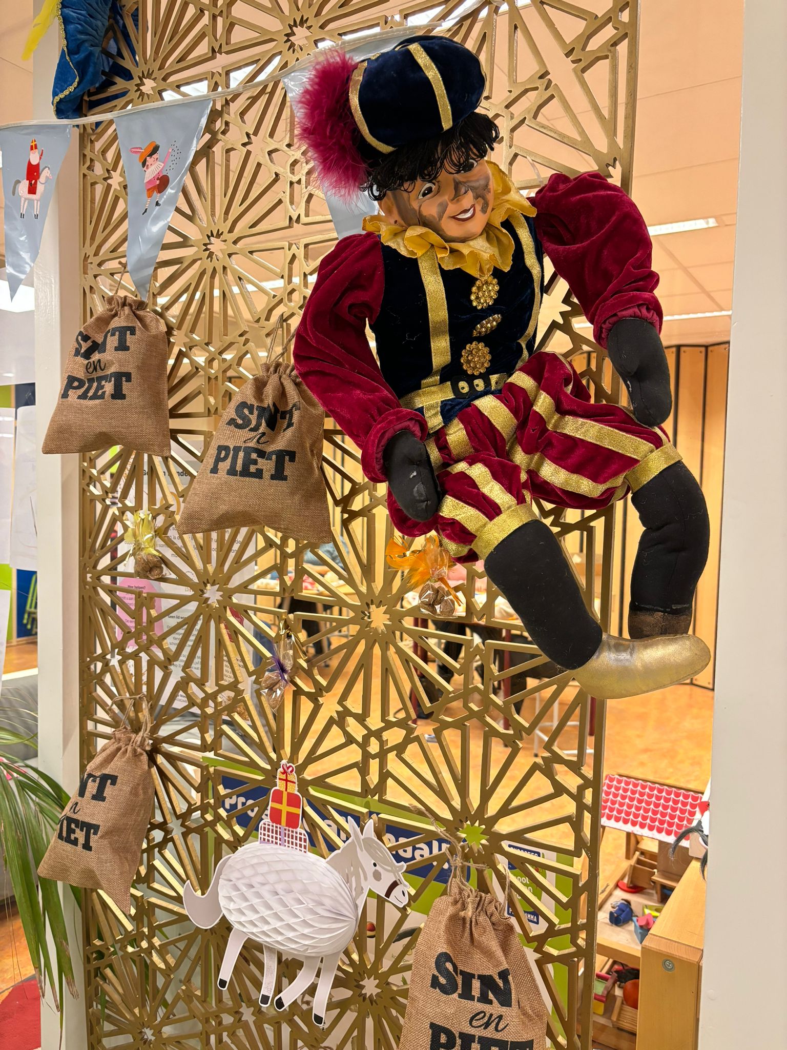 Sint sfeer in school/bedankt!